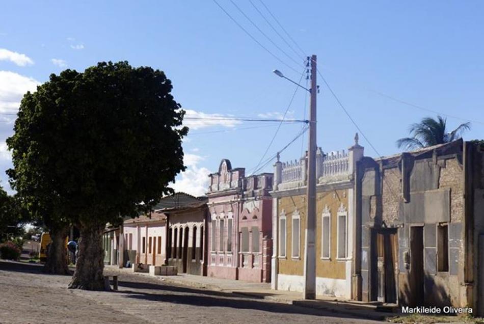 Gentio do Ouro: Moradores do distrito de Gameleira do Assuruá reclamam do já comum problema da escassez de água