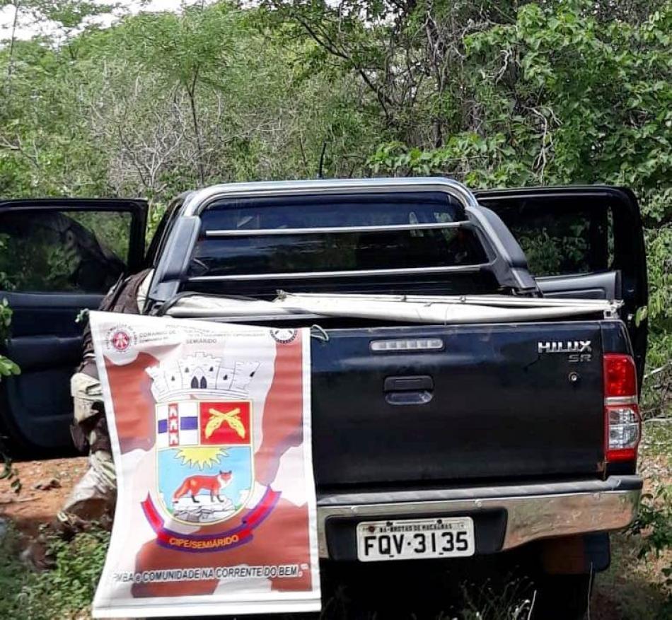 Hilux roubada em Seabra é apreendida pela polícia em Central, na região de Irecê