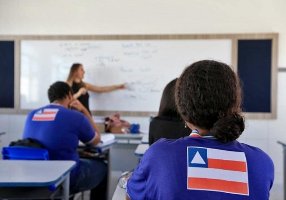 Rui autoriza concurso público para contratação de 1.806 professores e 307 coordenadores pedagógicos