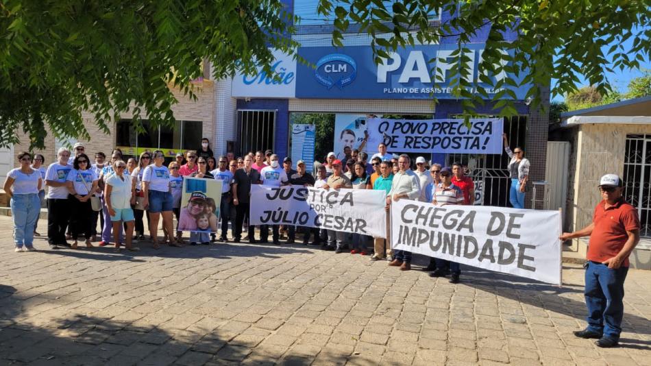 VÍDEO: Um ano depois, familiares e amigos de pediatra assassinado em Barra pedem Justiça