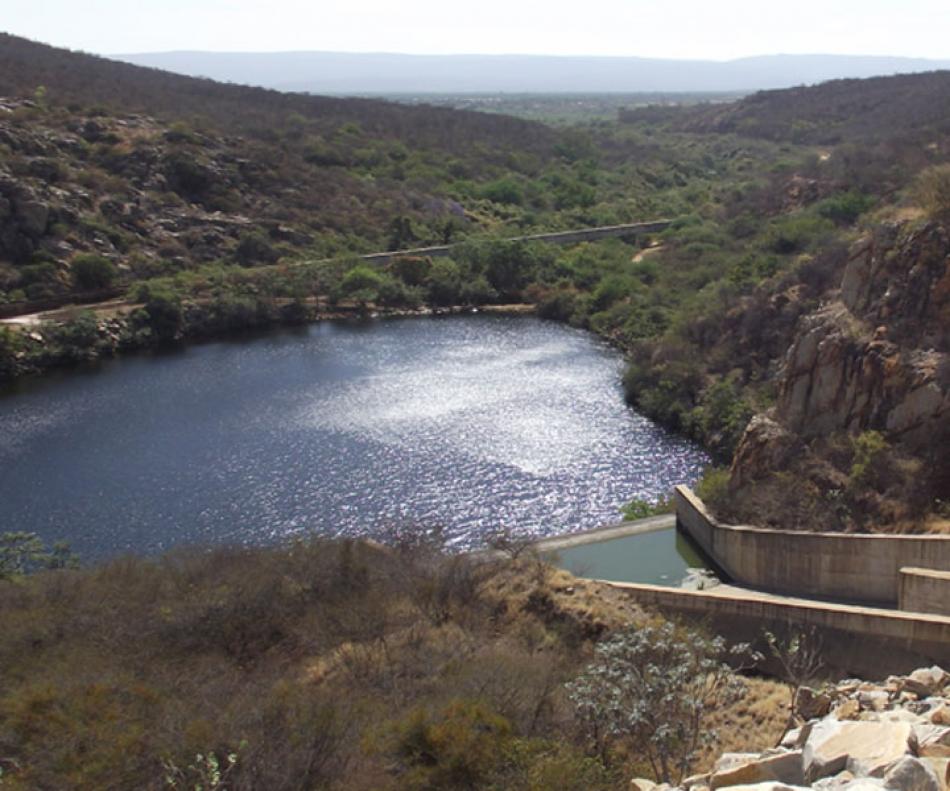 Após chuvas, nível de água da Barragem de Mirorós sobe 3 metros