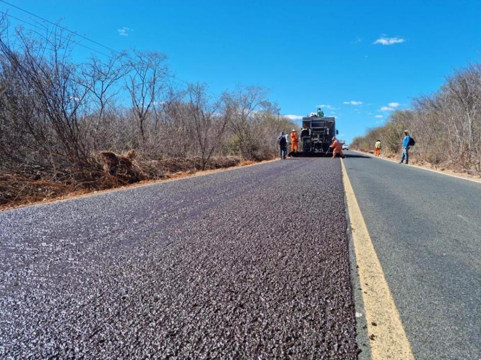 Trecho da BA-156 entre Ipupiara e Brotas de Macaúbas já está sendo recuperado