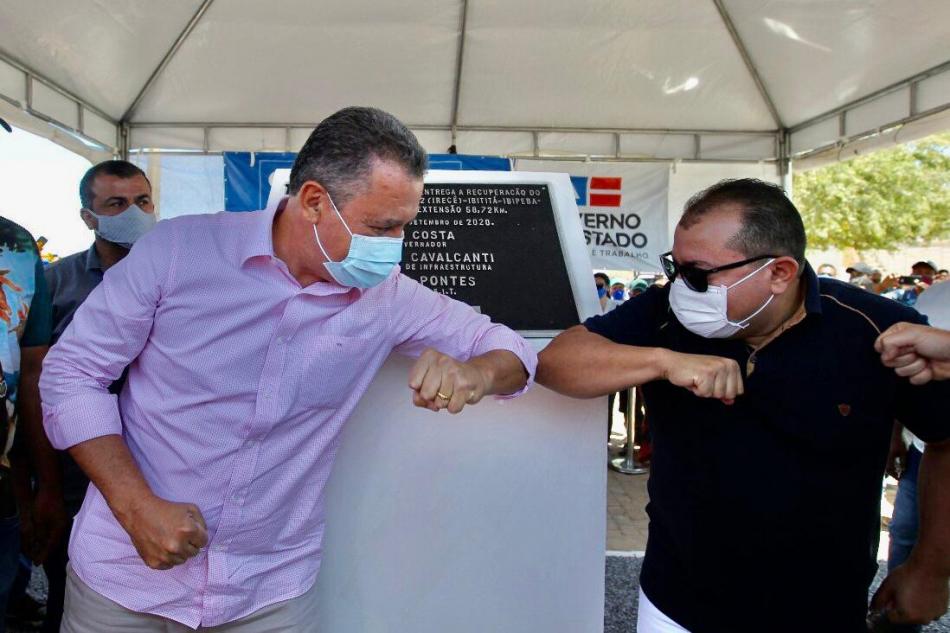 Ao lado de Rui Costa, Cafu Barreto inaugura Hospital de Ibititá