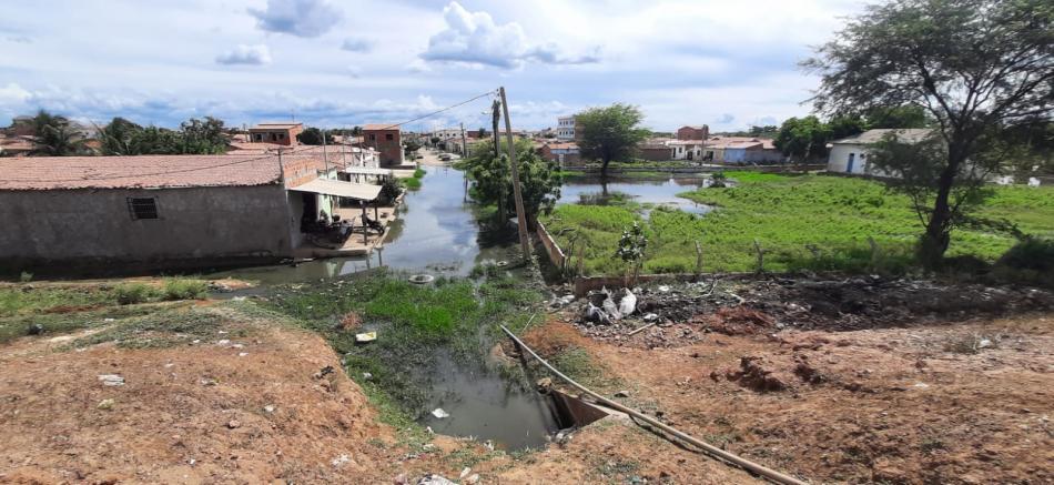 Xique-Xique: Moradores do entorno da lagoa da Ponta da Ilha resistem a deixar suas casas e aceitar proposta do município