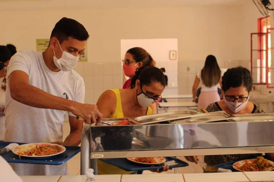 Barra do Mendes: Prefeitura reinaugura cozinha comunitária e oferece almoço de R$ 5