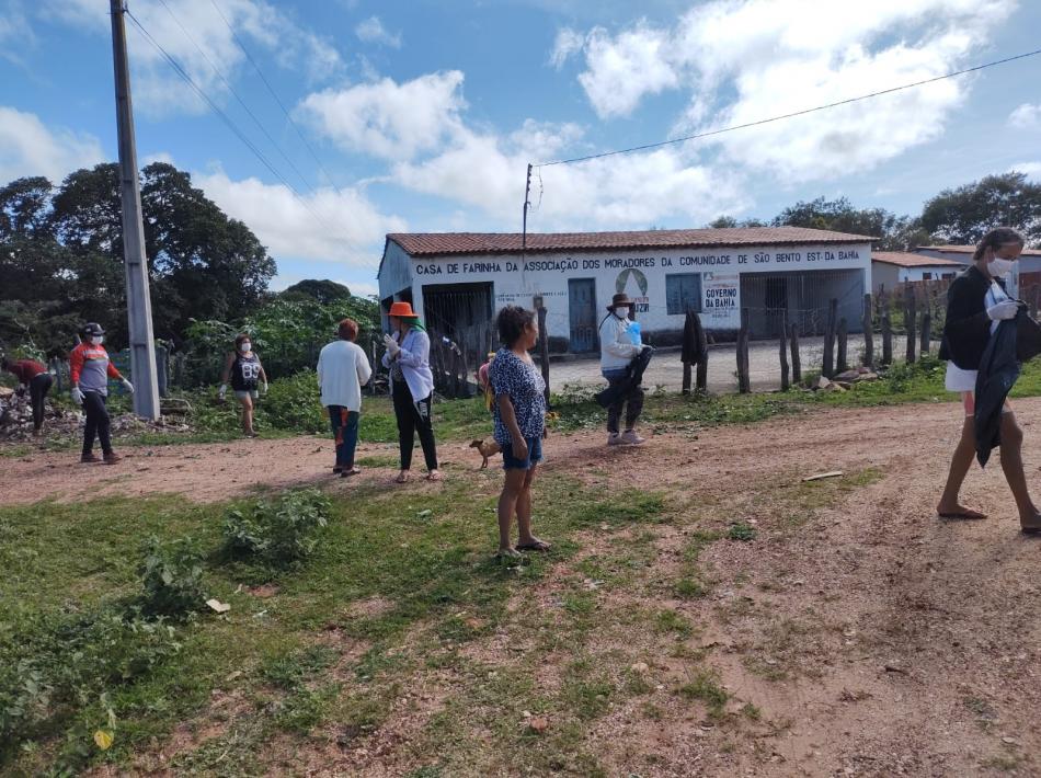 Gentio do Ouro: Moradores de São Bento cobram coleta de lixo em ação de combate ao mosquito da dengue 