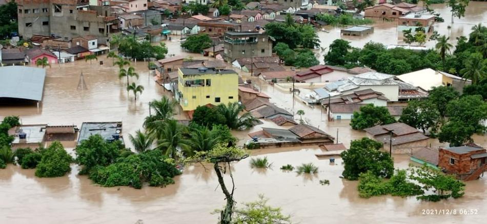 VÍDEO: Chuvas deixam o sul da Bahia em situação dramática