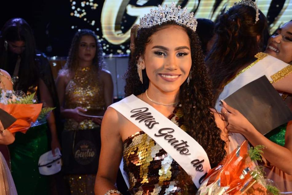 Kettily Silva, de 15 anos, é eleita Miss Gentio do Ouro 2022