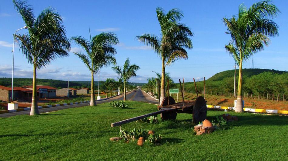 Prefeitura de América Dourada decreta lockdown e toque de recolher para conter avanço da Covid-19