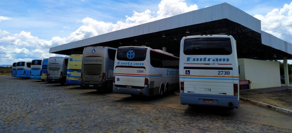 Central e mais 17 municípios terão transporte suspenso; total chega a 309 na Bahia