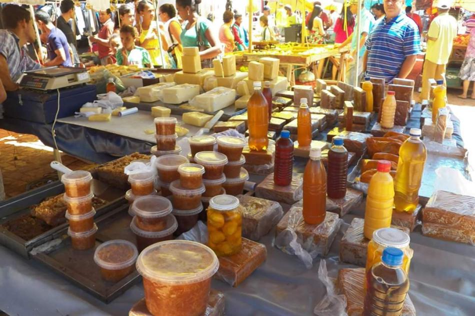 Gentio do Ouro: Prefeitura decreta fechamento de bares, distribuidoras de bebidas e o comércio ambulante