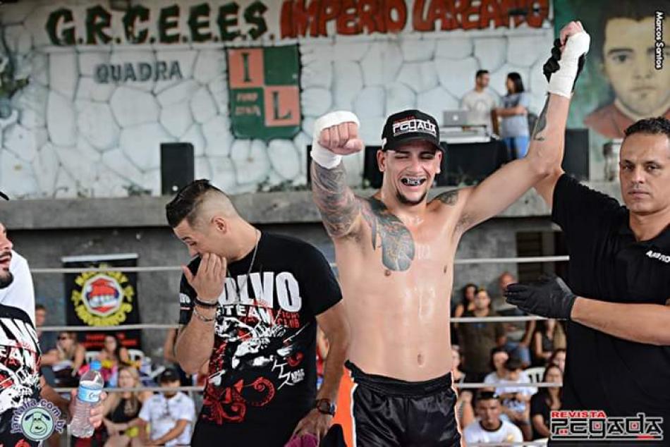 Victor Pereira é promessa no Kickboxing; mesmo sem patrocínio, o atleta vem fazendo bonito