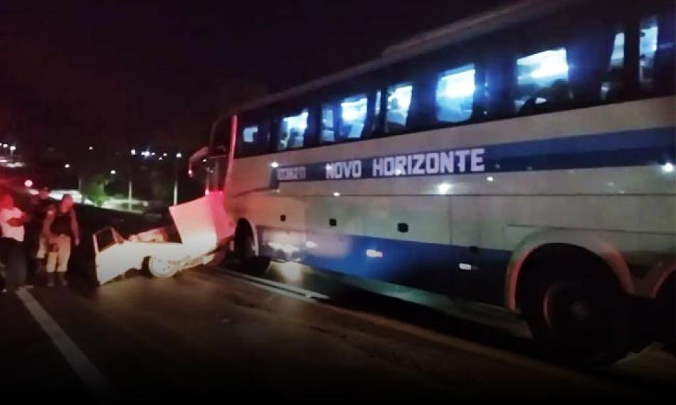 Acidente com ônibus da Novo Horizonte deixa um morto e feridos