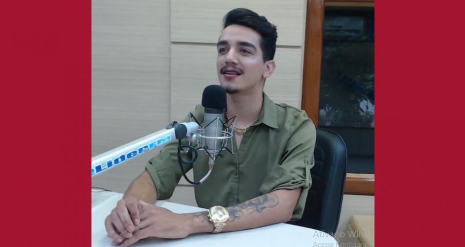 Influencer Rafael Barbosa participa de podcast da rádio Irecê Líder FM