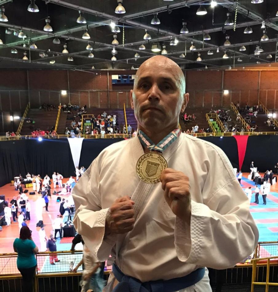 Atleta natural de Gentio do Ouro conquista mais um título de campeão paulista de karatê