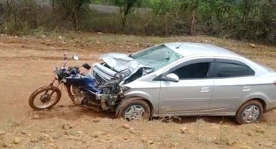 Ibipeba: Duas pessoas morrem após moto ser atingida na traseira por veículo