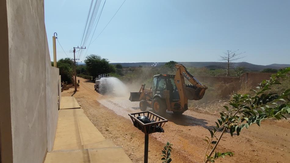 Ipupiara: Obra de pavimentação asfáltica da Avenida Barra do Mendes começou nesta quarta-feira (22)