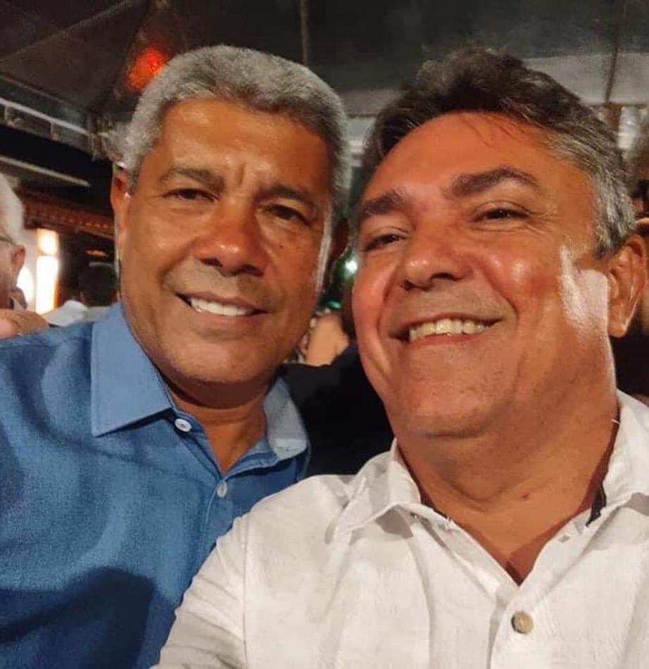 Uibaí: Presença do prefeito Birinha em jantar do governador é motivo de resenha