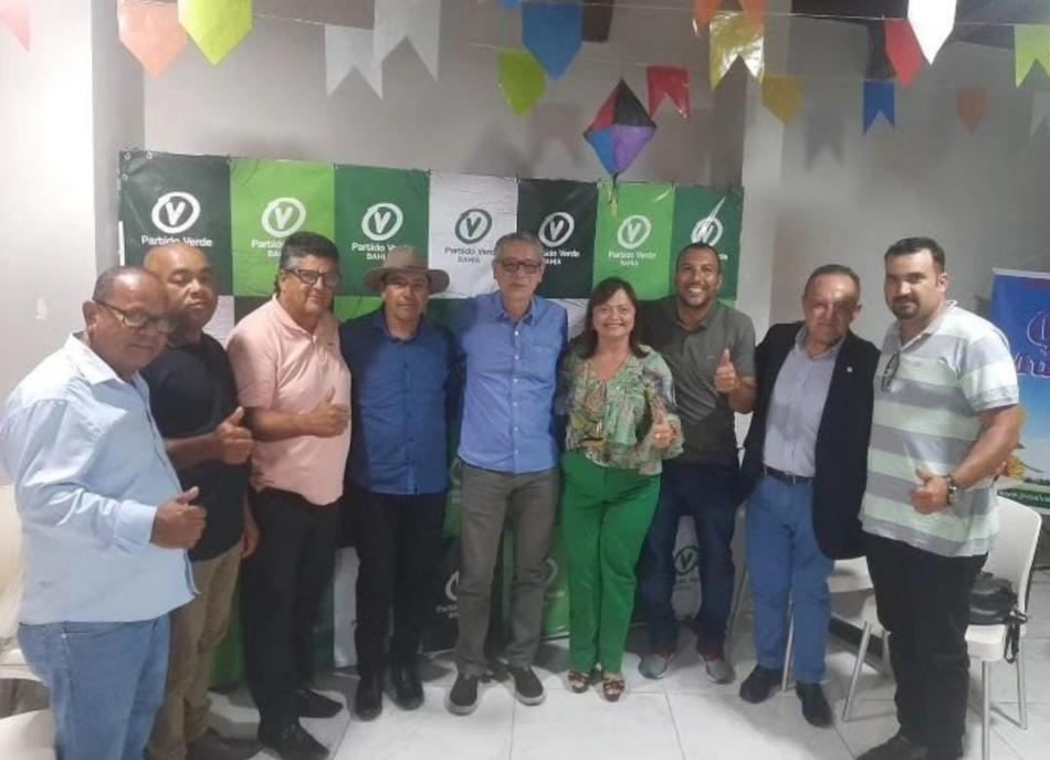 Em Salvador, partidos discutem federação para promover mudanças em América Dourada 