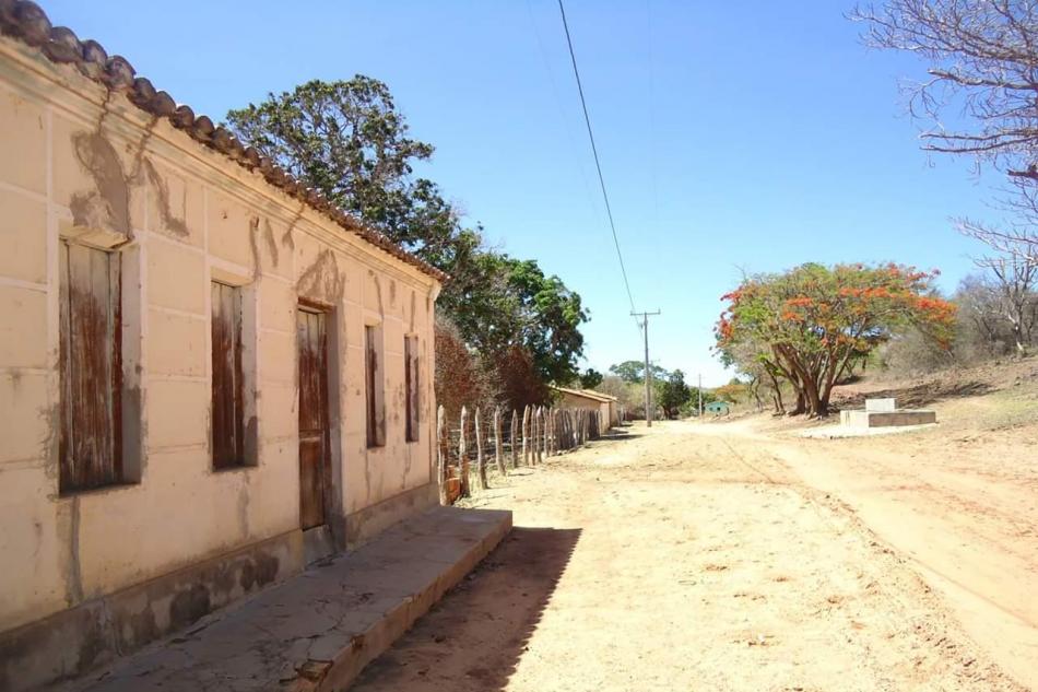 Gentio do Ouro: Casarão antigo completa 72 anos e ainda conserva características originais